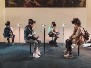 Interacting with vr-art-and-design